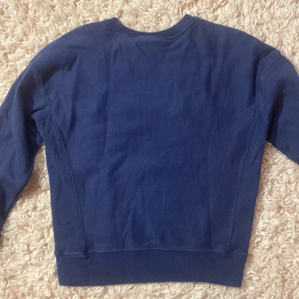 Champion Navy Blue Crew Neck Sweatshirt Pullover Reverse Weave - Picture 2 of 4